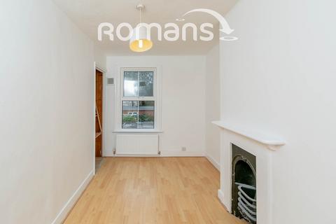 2 bedroom terraced house to rent, Montague Street, Reading