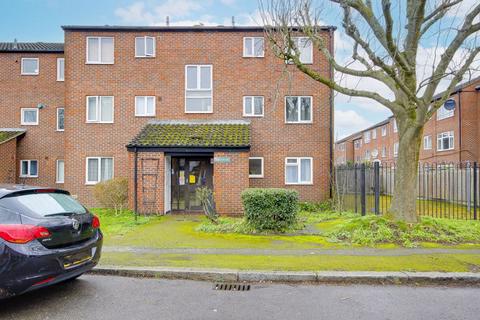 1 bedroom flat for sale, Burncroft Avenue, Enfield