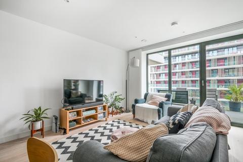 2 bedroom apartment for sale, Fairwater House, Royal Wharf, London, E16