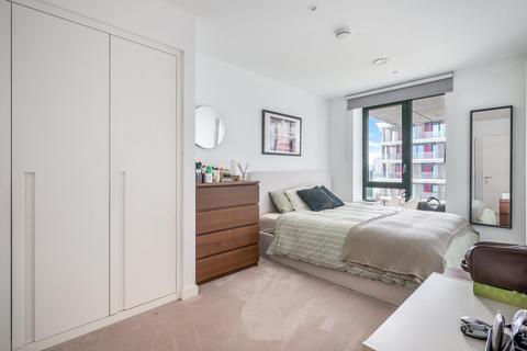 2 bedroom apartment for sale, Fairwater House, Royal Wharf, London, E16