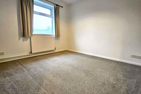 2 bedroom apartment to rent, Ashtree Walk, Hazlemere HP15