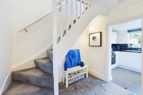 2 bedroom cottage for sale, Grange Walk, Cheltenham GL53