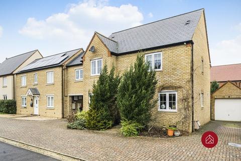 4 bedroom detached house for sale, Wetherby Road, Bicester OX26