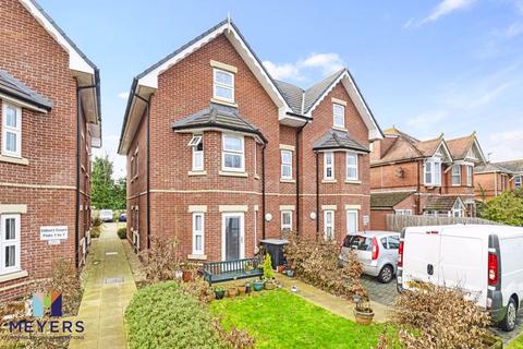 2 bedroom apartment for sale, Lowther Road, Charminster, BH8