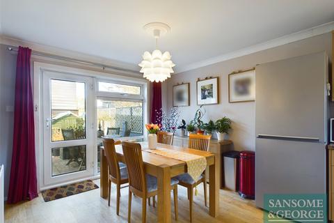 23 Buckfast Close, Popley, Basingstoke, RG24 9HD