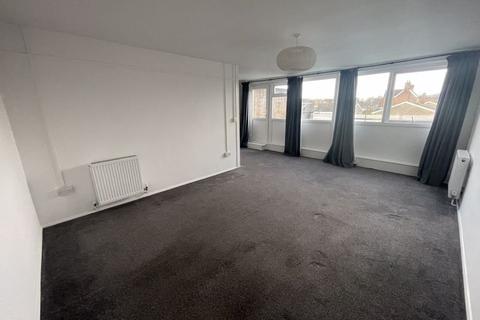 3 bedroom apartment to rent, Turners Place, High Wycombe HP15