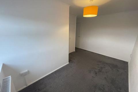 3 bedroom apartment to rent, Turners Place, High Wycombe HP15