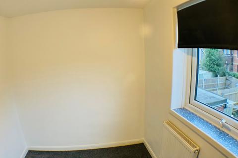 2 bedroom terraced house to rent, Bloomfield Street, Ipswich IP4