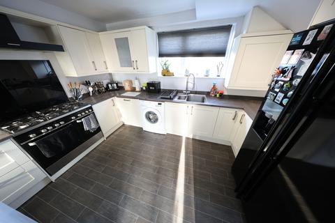 3 bedroom terraced house for sale, Grantham Way, Stifford Clays