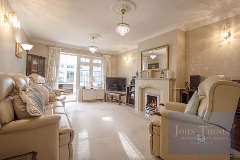 4 bedroom semi-detached house for sale, Ely Place, Chigwell IG8