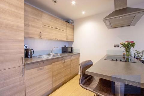 1, Foxburrows Court Sunnymede, Chigwell, IG7 6DU