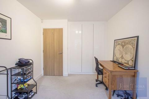 1, Foxburrows Court Sunnymede, Chigwell, IG7 6DU