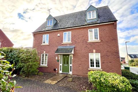 5 bedroom detached house for sale, Oak View, Hardwicke, Gloucester