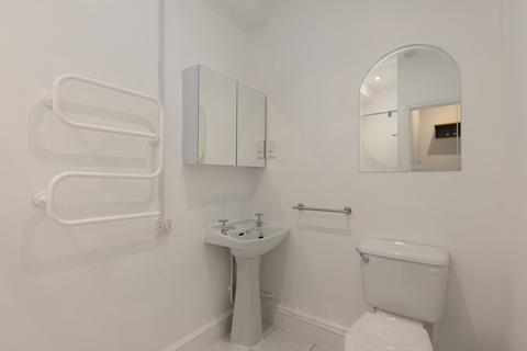 Studio to rent, 7 De Vere Gardens, London, W8