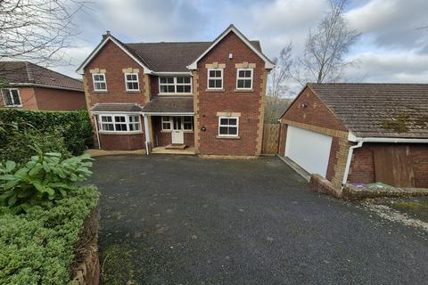 4 bedroom detached house to rent, Orchard House Clive Avenue Church Stretton SY6 7BL