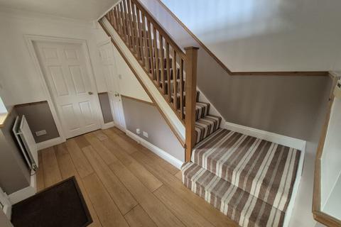 4 bedroom detached house to rent, Orchard House Clive Avenue Church Stretton SY6 7BL