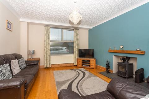 4 bedroom terraced house for sale, County Road, Penygroes, Caernarfon, Gwynedd, LL54