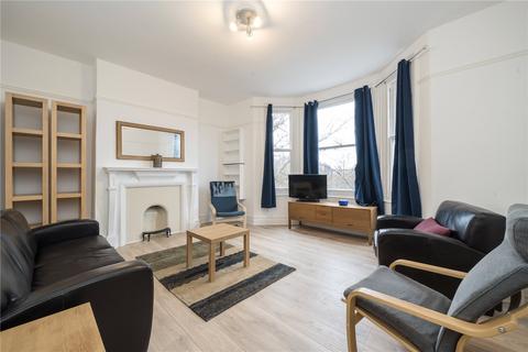 3 bedroom apartment to rent, London W4