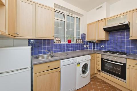 2 bedroom apartment for sale, London W14