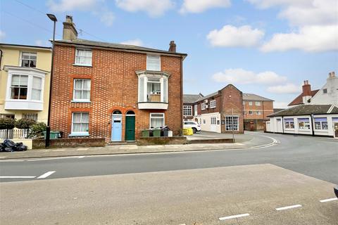 4 bedroom end of terrace house for sale, St. John's Place, Newport, Isle of Wight