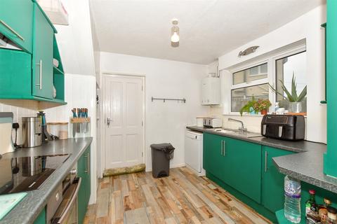 3 bedroom end of terrace house for sale, St. Stephen's Walk, Ashford, Kent