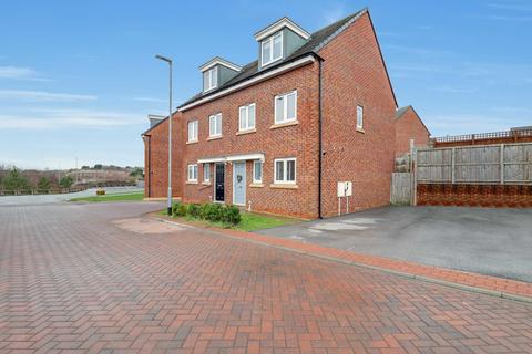 Epsom Close, Castleford, West Yorkshire, WF10