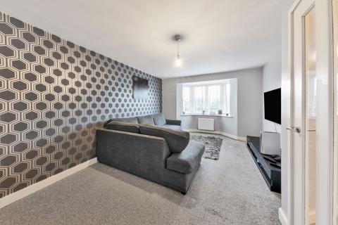 22 Binyon Way, Royston, SG8 5FS