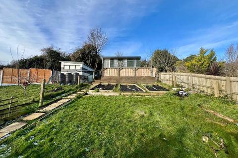 63 Melbourne Avenue, Dover, CT16 2JA