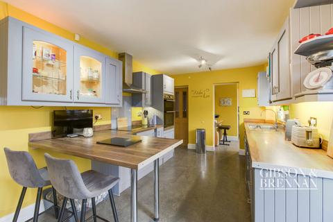 12 Grimston Road, Basildon, SS14 3NG