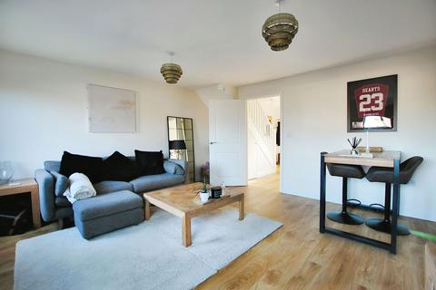 2 bedroom end of terrace house for sale, Honeysuckle Avenue, Cheltenham GL53