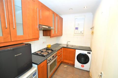 2 bedroom apartment to rent, Waldegrave Road, London, SE19