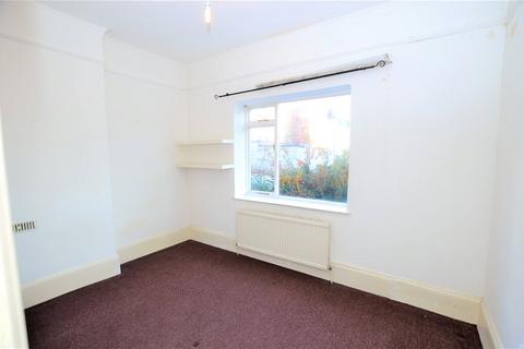 2 bedroom apartment to rent, Waldegrave Road, London, SE19