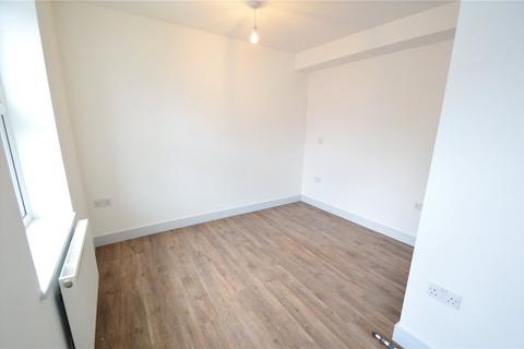 Studio to rent, 66 High Street, Caterham, Surrey, CR3