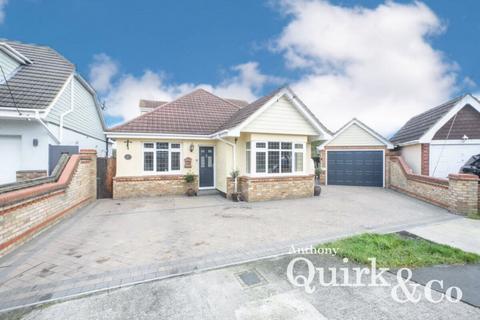 4 bedroom detached house for sale, Welbeck Road, Canvey Island, SS8