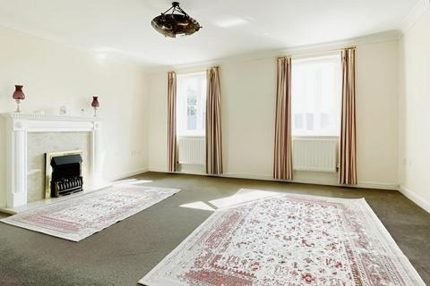 18 Fleming Way, Exeter, EX2 4SE