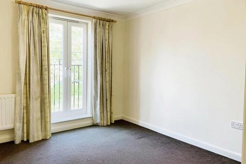 18 Fleming Way, Exeter, EX2 4SE