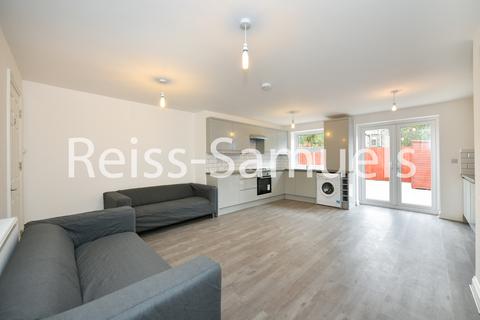 6 bedroom house to rent, Lockesfield Place, London E14