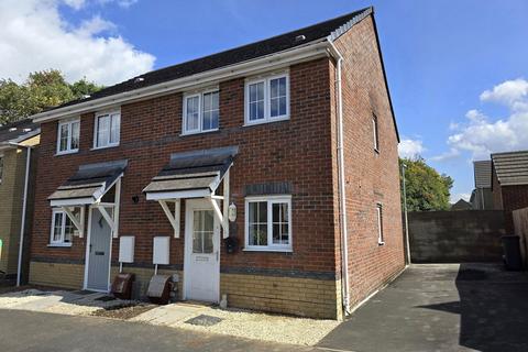 2 bedroom semi-detached house to rent, Cae Morfa, Skewen, Neath