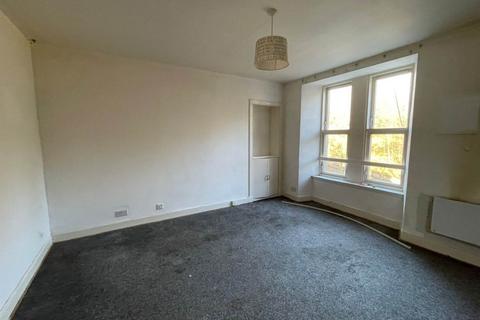 2 bedroom flat to rent, 3/1, 168 Lochee Road, Dundee,