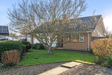 3 bedroom bungalow for sale, Francis Close, Creech Heathfield, Taunton, TA3