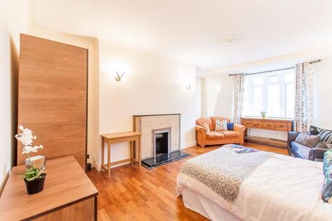 4 bedroom house share to rent, Regency Lodge, Adelaide Road, London