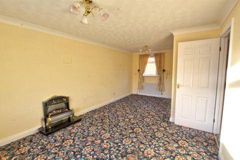 2 bedroom flat for sale, East Parade, Bishop Auckland, County Durham, DL14