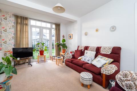 3 bedroom end of terrace house for sale, Cardinal Avenue, Morden SM4