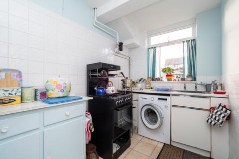 3 bedroom end of terrace house for sale, Cardinal Avenue, Morden SM4