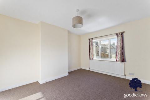 3 bedroom semi-detached house to rent, Sutton Common Road, Sutton SM3