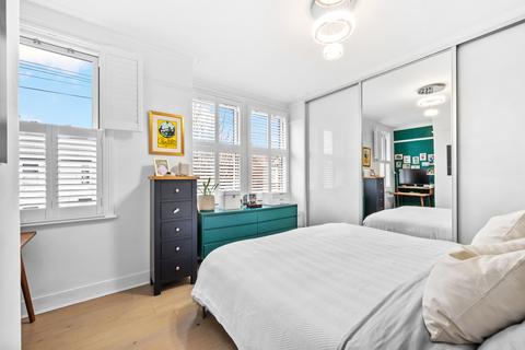 44 Aston Road, London, SW20 8BE