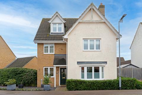 5 bedroom detached house for sale, Cherry Crescent, Essex CM6