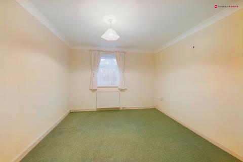 2 bedroom apartment for sale, Serjeants Close, Huntingdon PE26