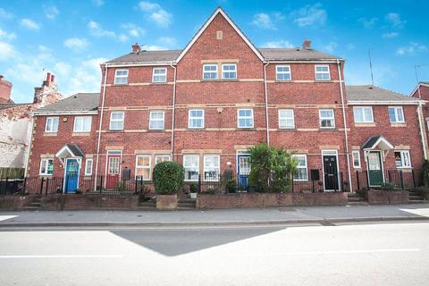 4 bedroom terraced house for sale, Bulkington Road, Warwickshire CV12