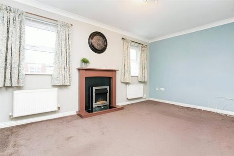 4 bedroom terraced house for sale, Bulkington Road, Warwickshire CV12